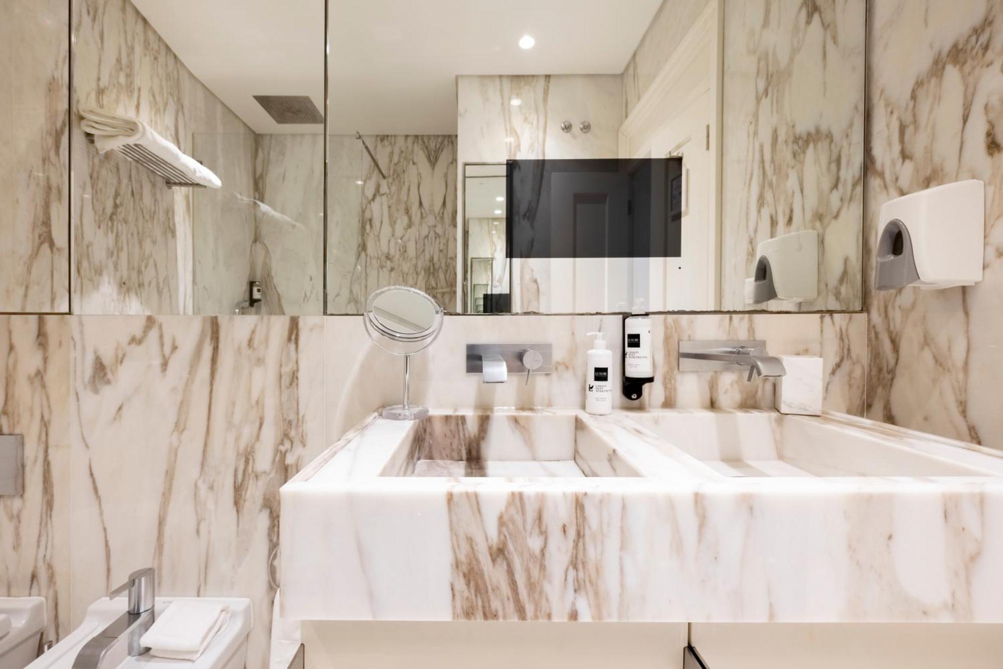 Chiado Camoes Apartments | Lisbon Best Apartments エクステリア 写真